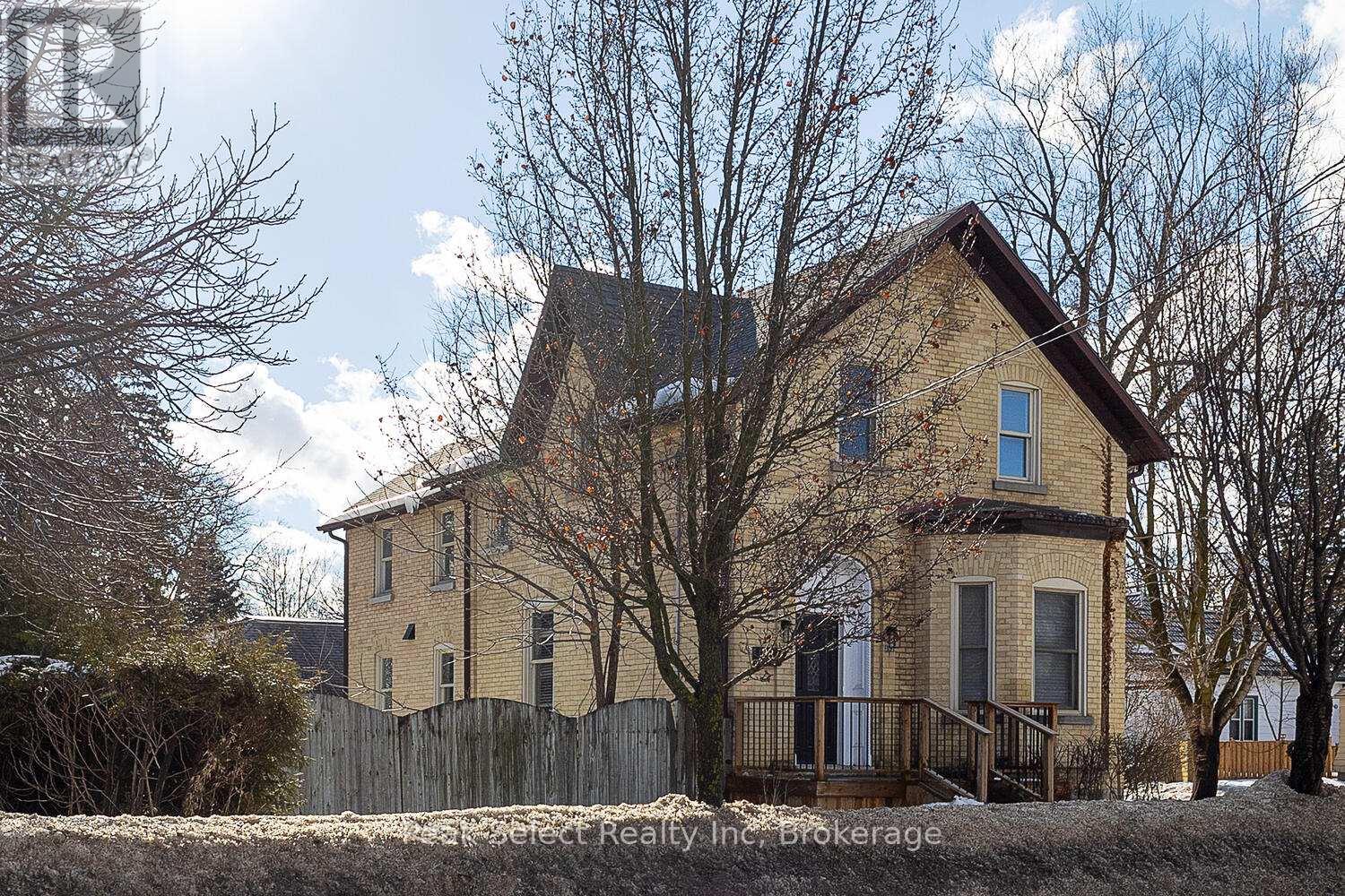 382 Queen Street E, St. Marys, Ontario  N4X 1B2 - Photo 3 - X12461718