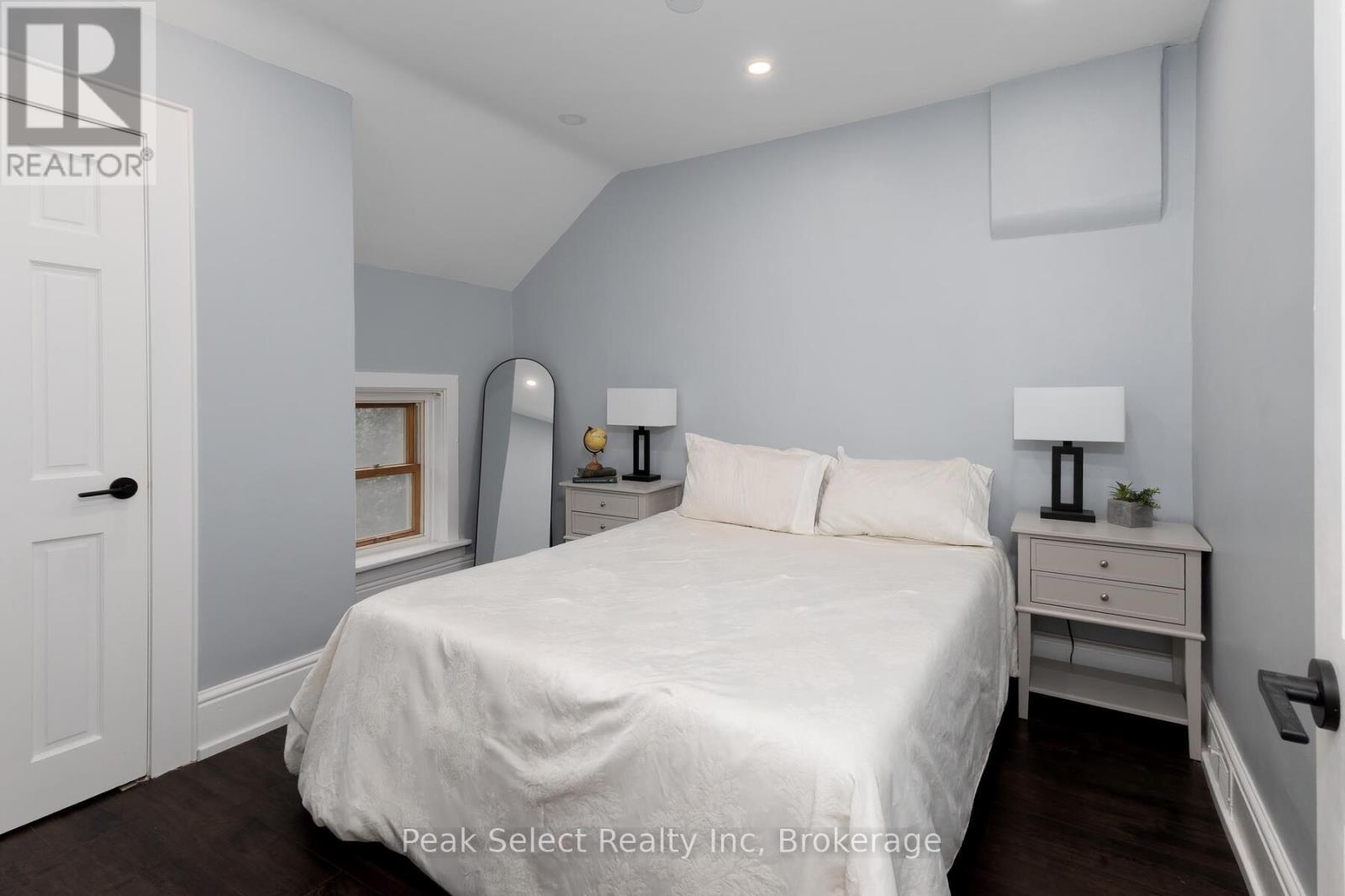 382 Queen Street E, St. Marys, Ontario  N4X 1B2 - Photo 37 - X12461718