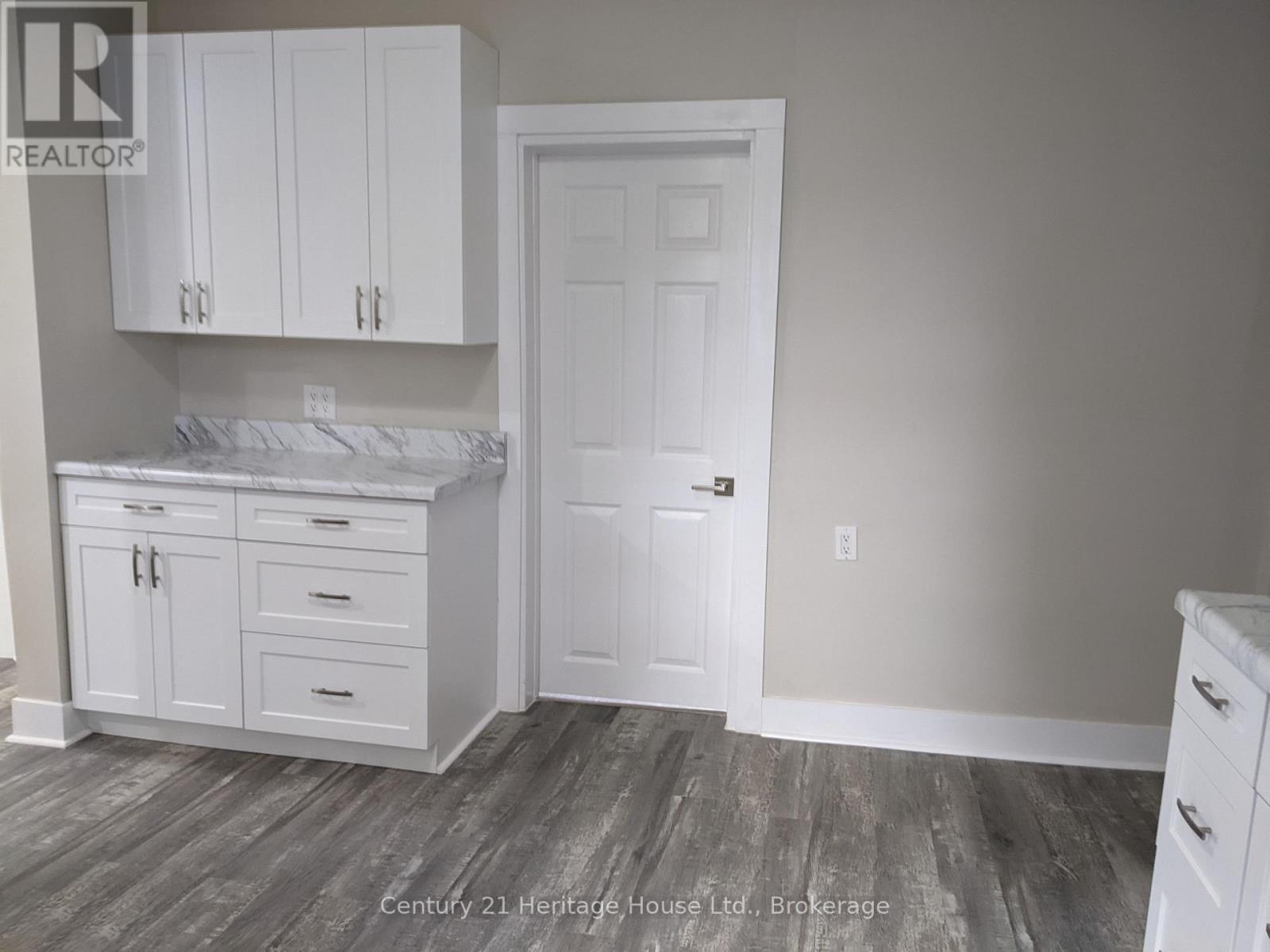 50 Goderich Street E, Huron East (Seaforth), Ontario  N0K 1W0 - Photo 6 - X12461724