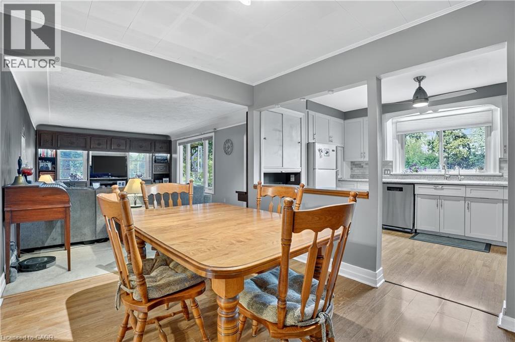13 Roosevelt Avenue, Waterloo, Ontario  N2L 2N2 - Photo 9 - 40774674