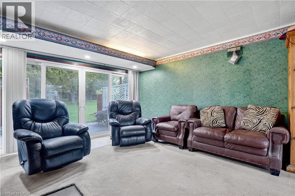 13 Roosevelt Avenue, Waterloo, Ontario  N2L 2N2 - Photo 28 - 40774674