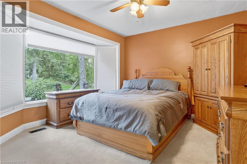 13 Roosevelt Avenue, Waterloo, Ontario  N2L 2N2 - Photo 16 - 40774674