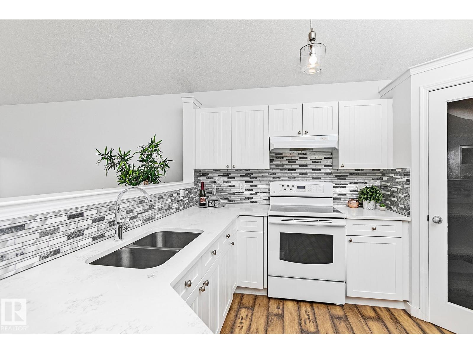 7822 Schmid Pl Nw, Edmonton, Alberta  T6R 0K5 - Photo 15 - E4462055