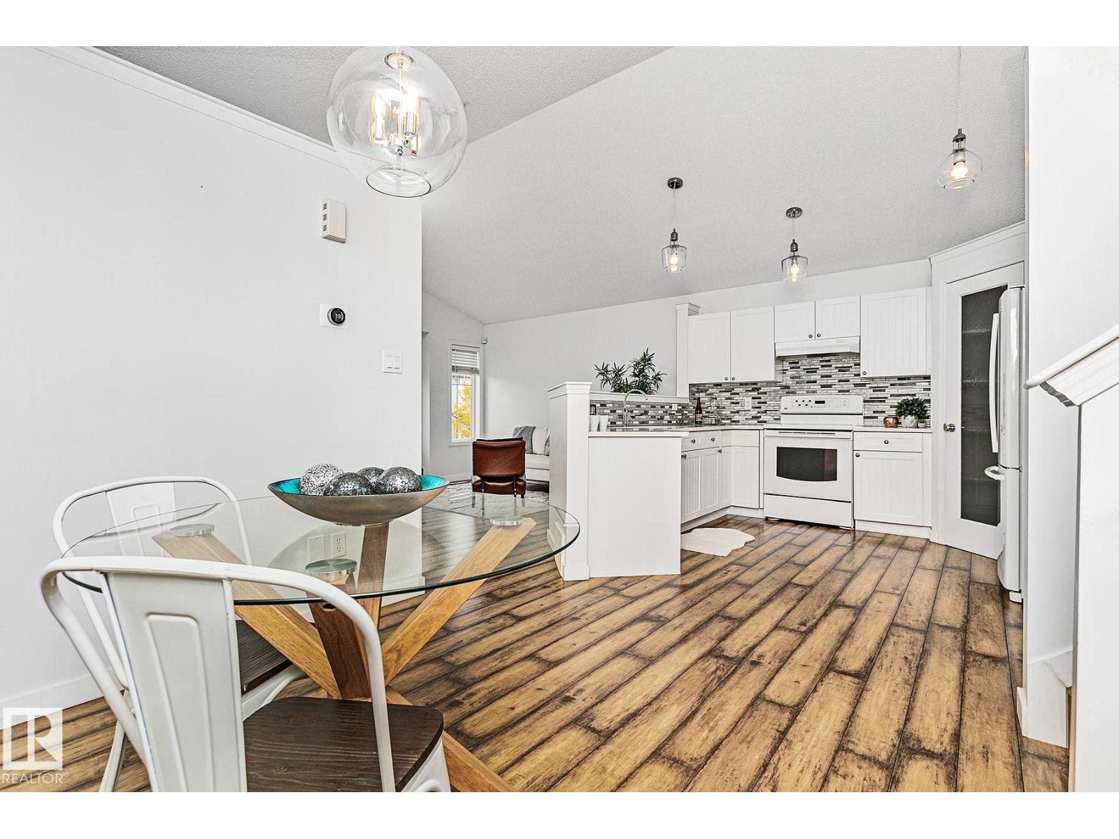 7822 Schmid Pl Nw, Edmonton, Alberta  T6R 0K5 - Photo 21 - E4462055