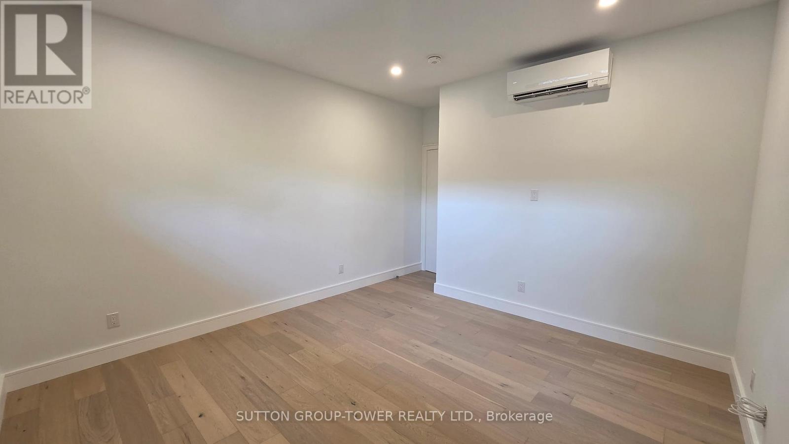 3 - 105 Campbell Avenue, Toronto, Ontario  M6P 3V1 - Photo 12 - W12357952