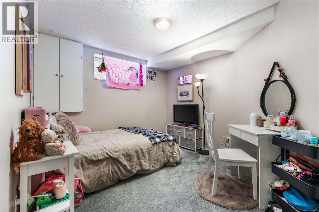 3720 Douglas Ridge Way Se, Calgary, Alberta  T2Z 3B6 - Photo 31 - A2260862