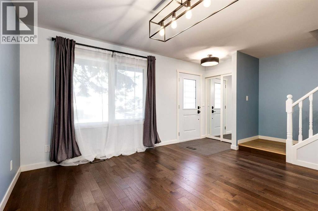 17 Sunvale Crescent Se, Calgary, Alberta  T2X 2T1 - Photo 8 - A2263214