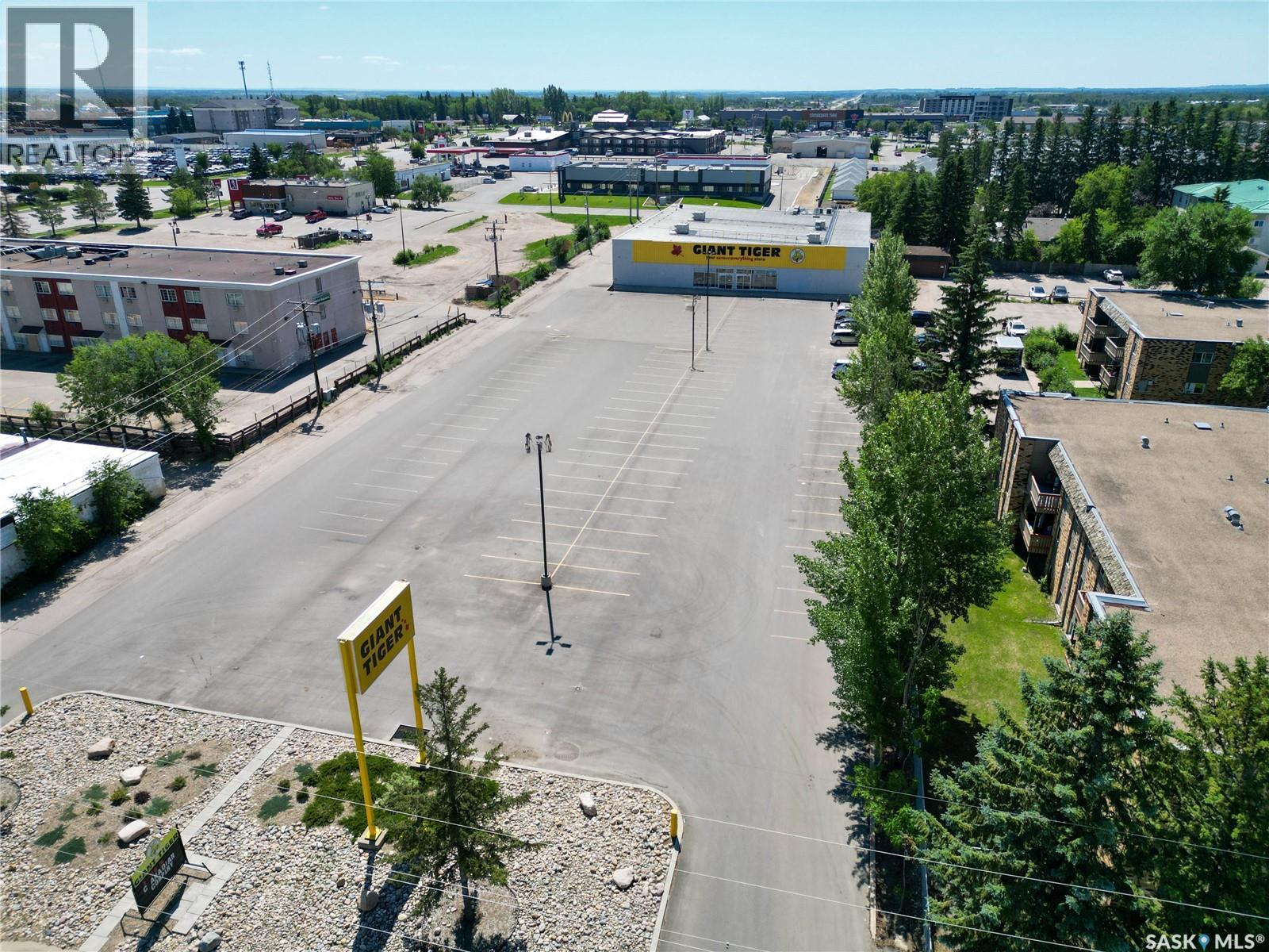 St W 267 32nd Street W, Prince Albert, Saskatchewan  S6V 5Z2 - Photo 9 - SK020828