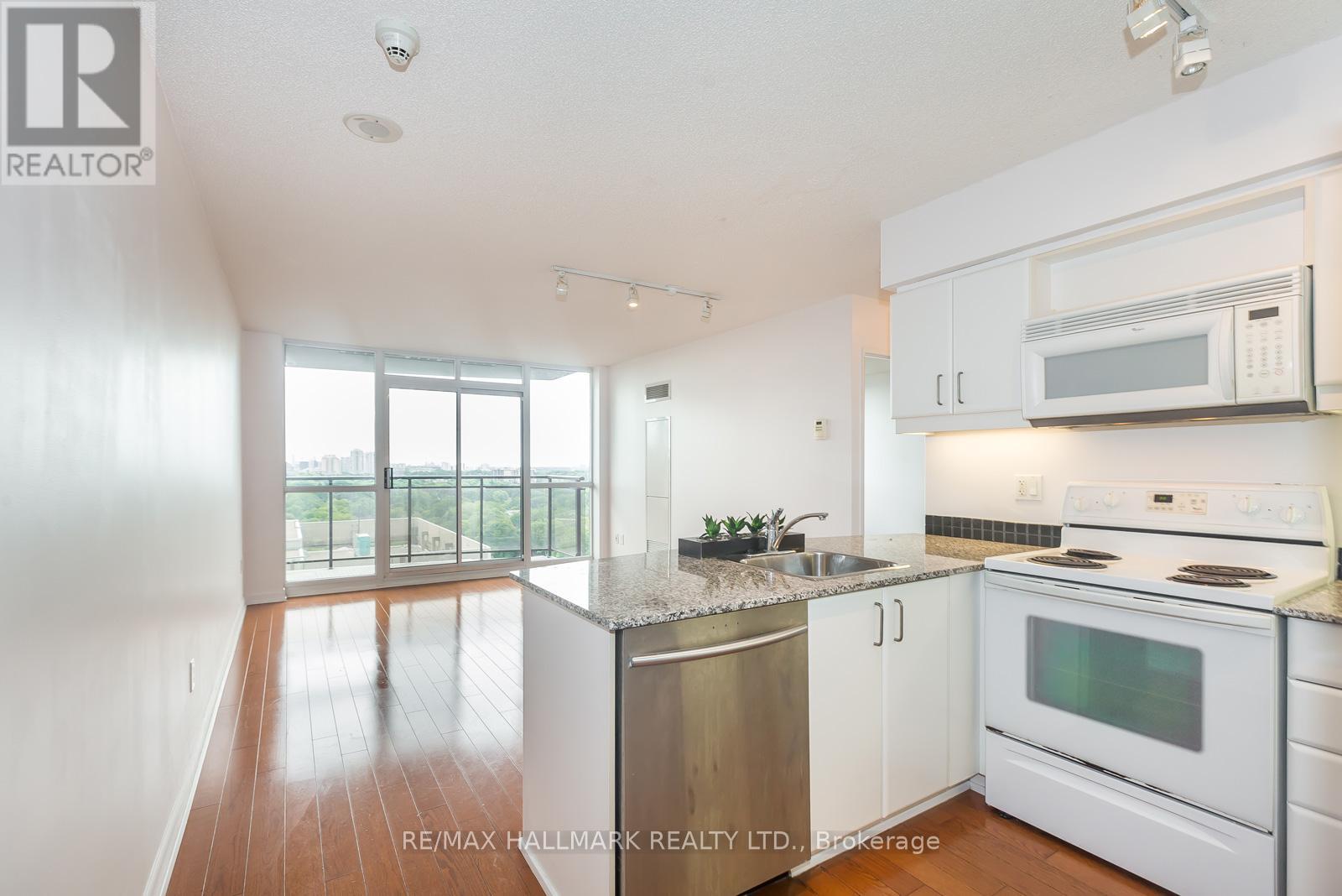 1701 - 33 Sheppard Avenue E, Toronto, Ontario  M2N 7K1 - Photo 6 - C12461750