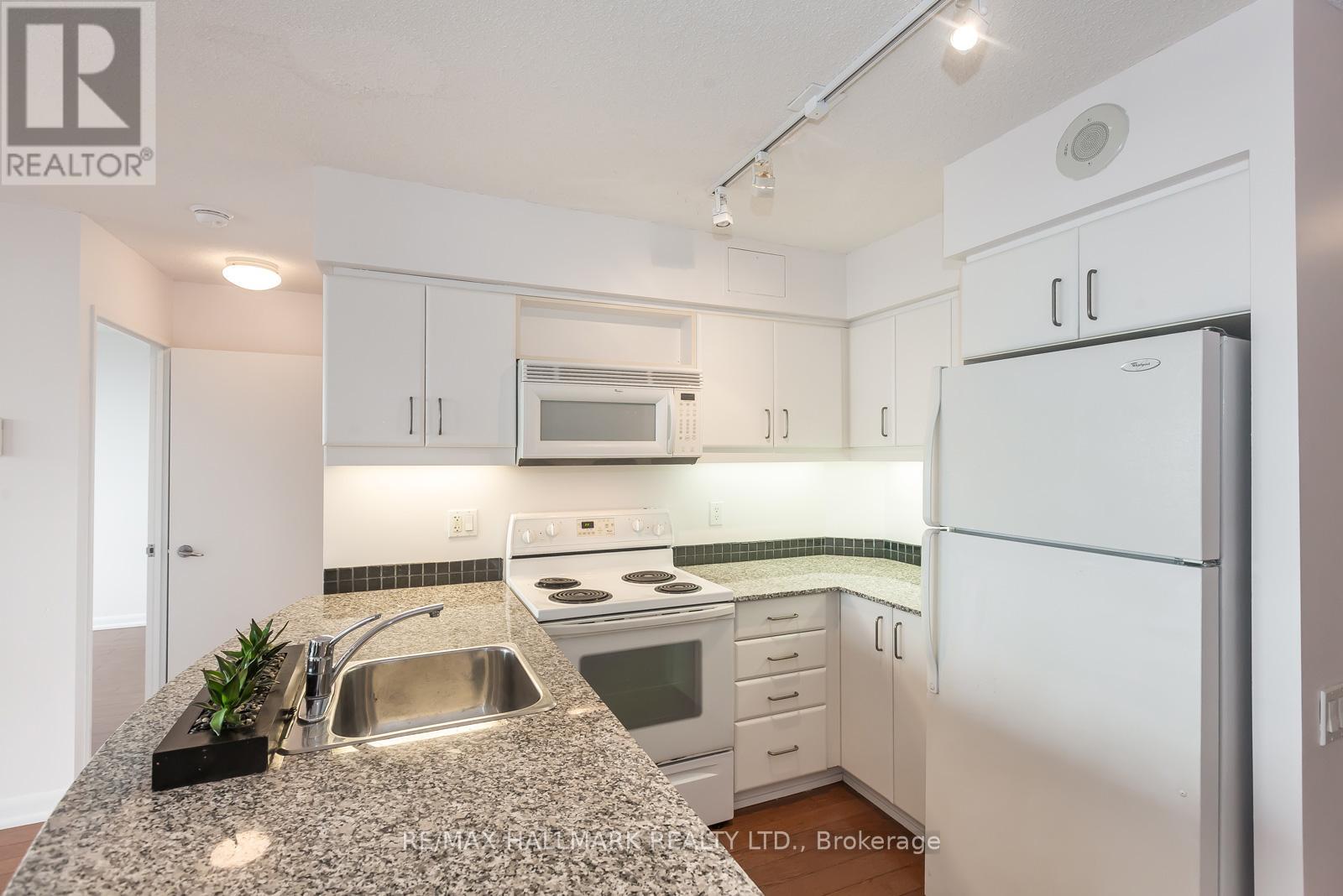 1701 - 33 Sheppard Avenue E, Toronto, Ontario  M2N 7K1 - Photo 8 - C12461750