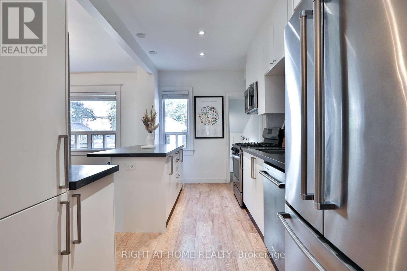 230 Milverton Boulevard, Toronto, Ontario  M4J 1V5 - Photo 12 - E12461748