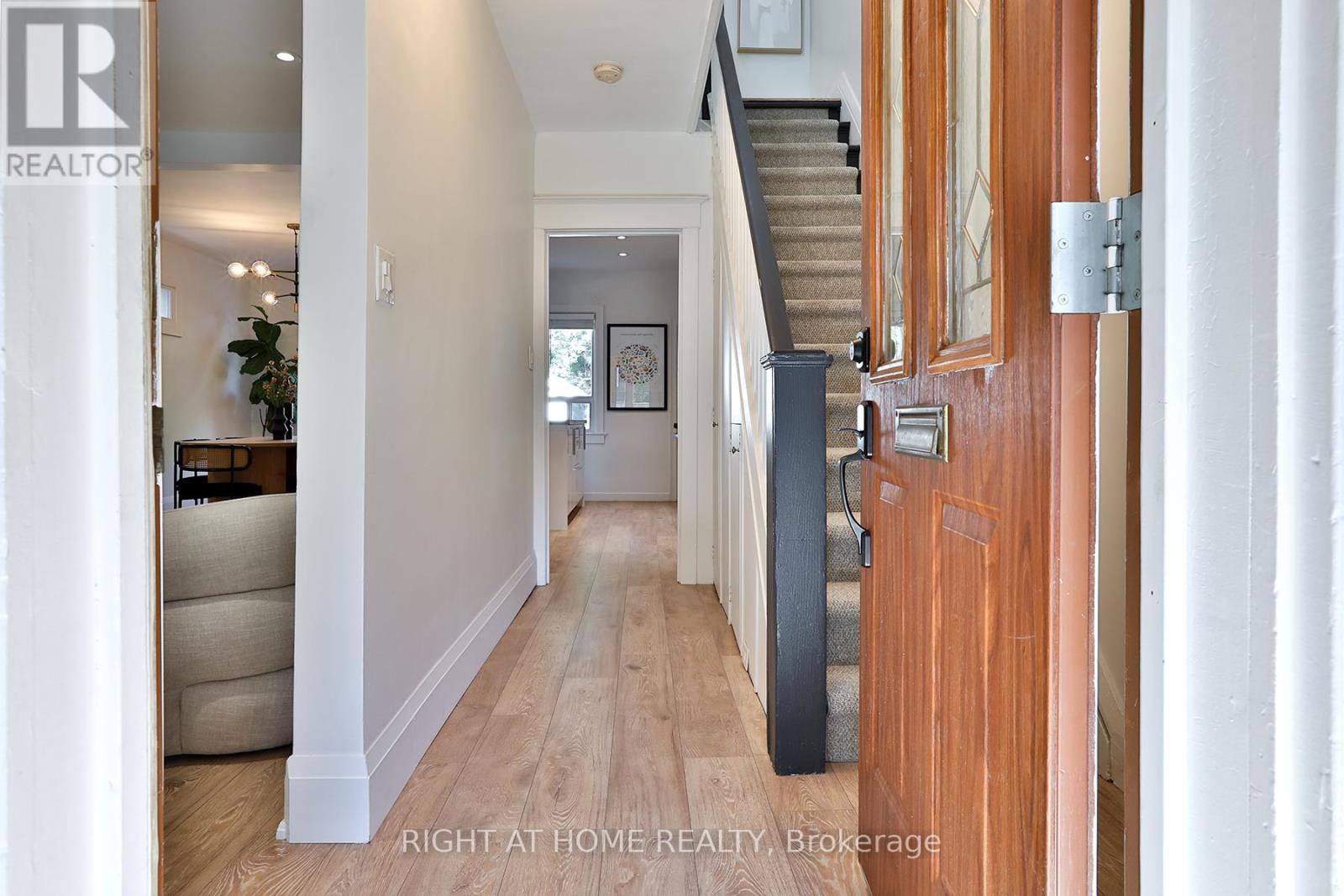 230 Milverton Boulevard, Toronto, Ontario  M4J 1V5 - Photo 4 - E12461748