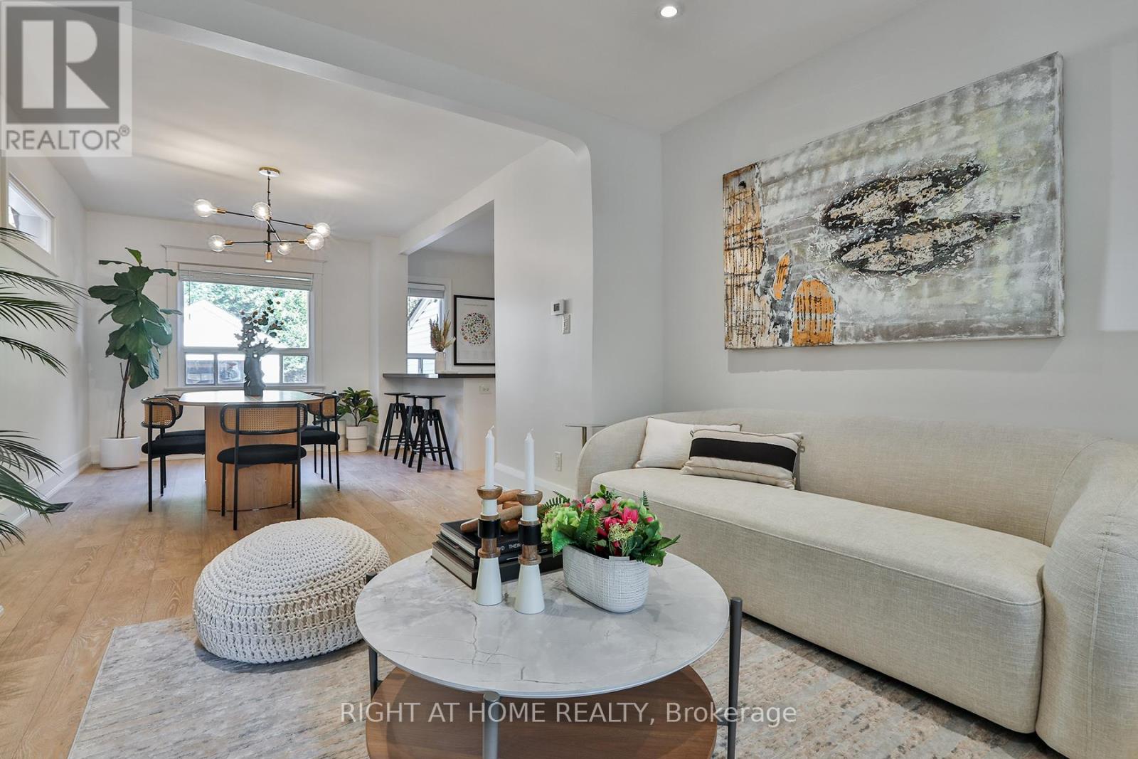 230 Milverton Boulevard, Toronto, Ontario  M4J 1V5 - Photo 8 - E12461748