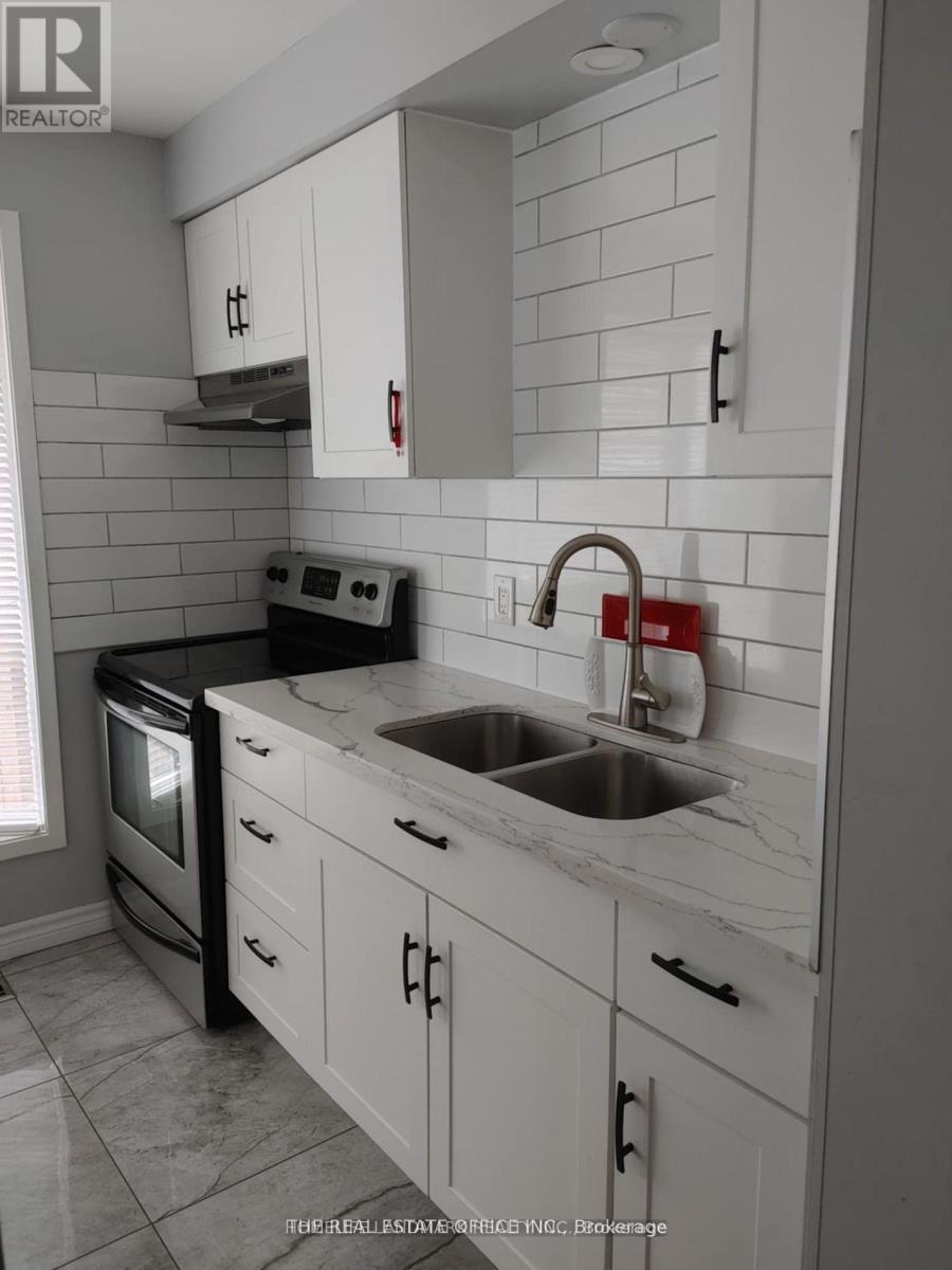 59 Kirby Crescent S, Whitby, Ontario  L1N 6T1 - Photo 7 - E12461763