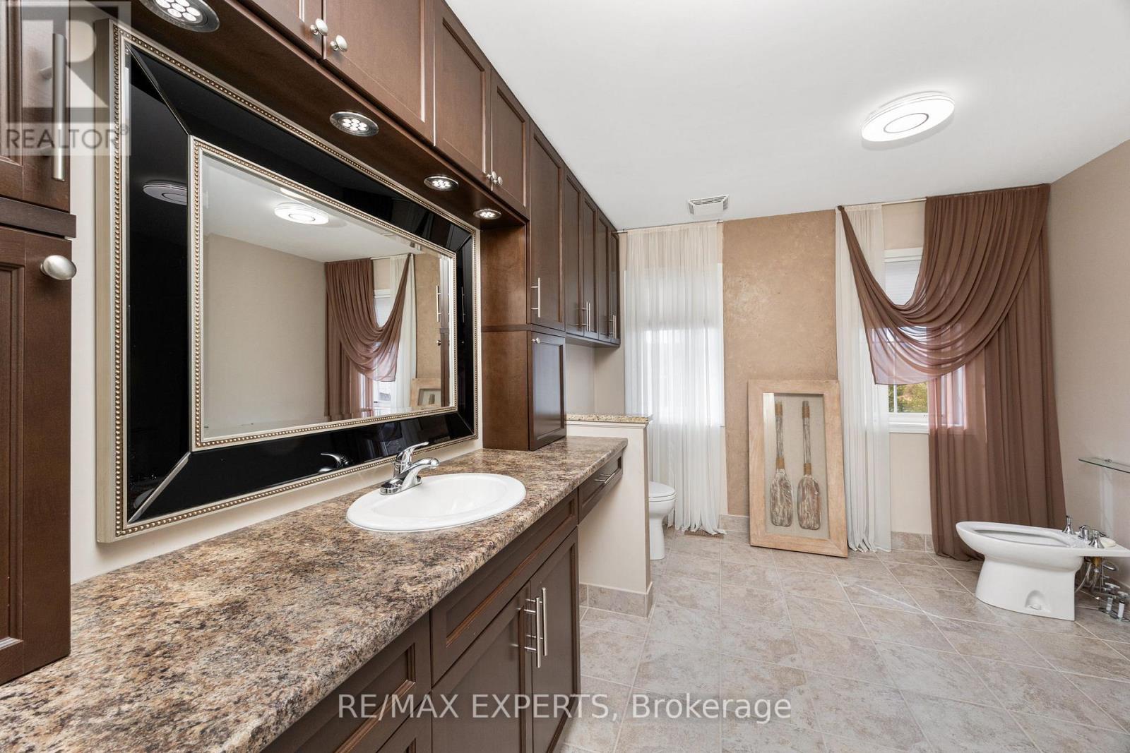 2071 Gibson Street, Innisfil, Ontario  L9S 4B7 - Photo 26 - N12461640