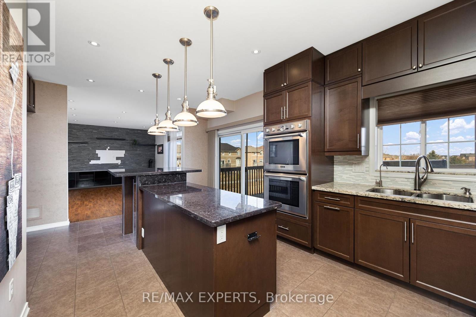2071 Gibson Street, Innisfil, Ontario  L9S 4B7 - Photo 19 - N12461640