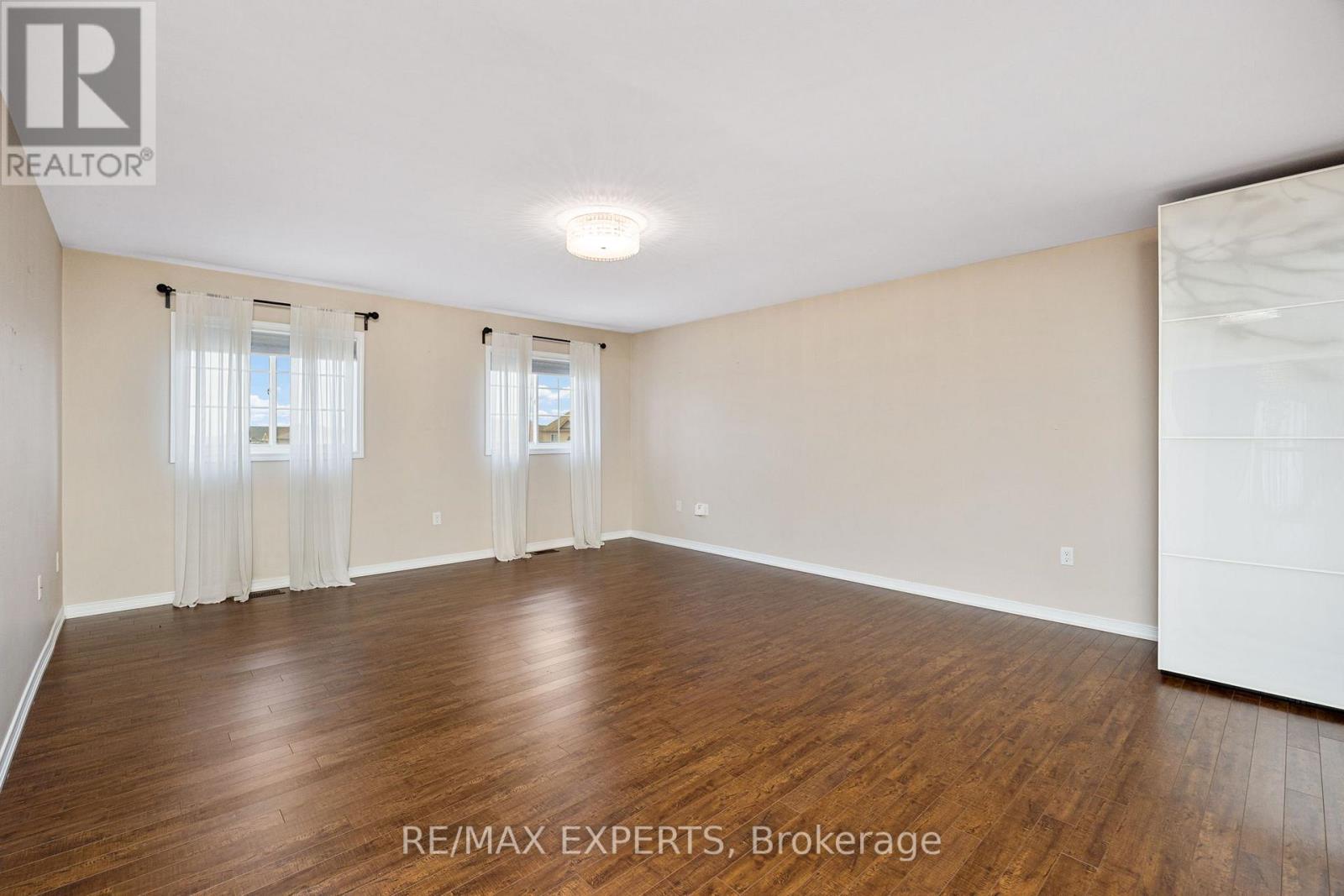 2071 Gibson Street, Innisfil, Ontario  L9S 4B7 - Photo 28 - N12461640