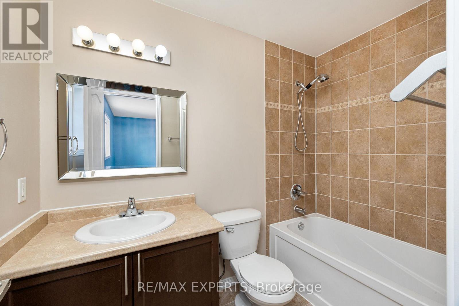 2071 Gibson Street, Innisfil, Ontario  L9S 4B7 - Photo 34 - N12461640