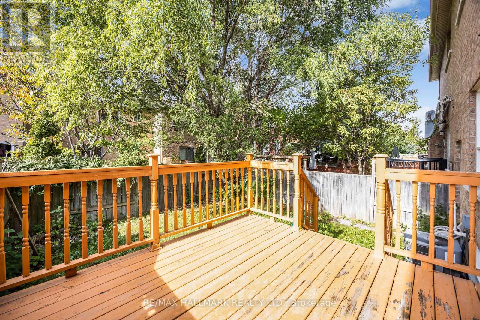 10 Ferris Street, Richmond Hill, Ontario  L4B 4K6 - Photo 19 - N12461734