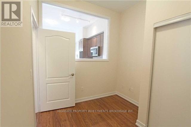 417 - 555 William Graham Drive, Aurora, Ontario  L4G 7C4 - Photo 4 - N12461745