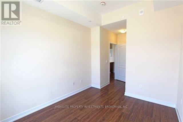 417 - 555 William Graham Drive, Aurora, Ontario  L4G 7C4 - Photo 5 - N12461745