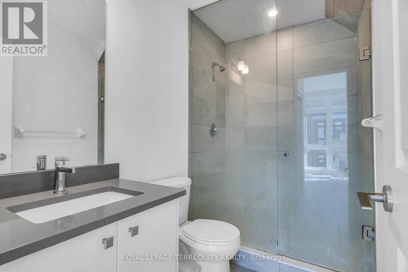 17 - 8 Sayers Lane, Richmond Hill, Ontario  L4E 1J4 - Photo 22 - N12461754