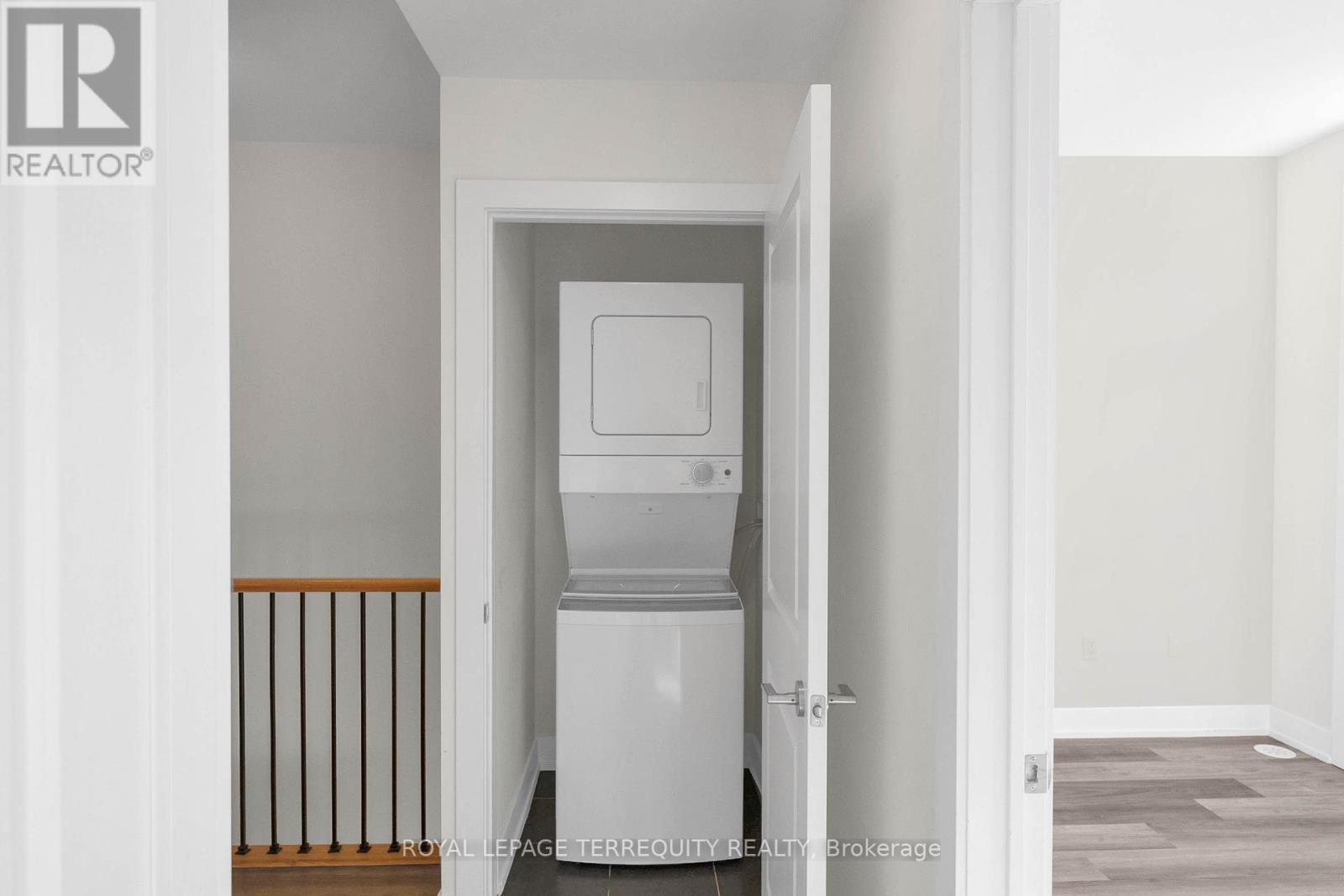 17 - 8 Sayers Lane, Richmond Hill, Ontario  L4E 1J4 - Photo 26 - N12461754