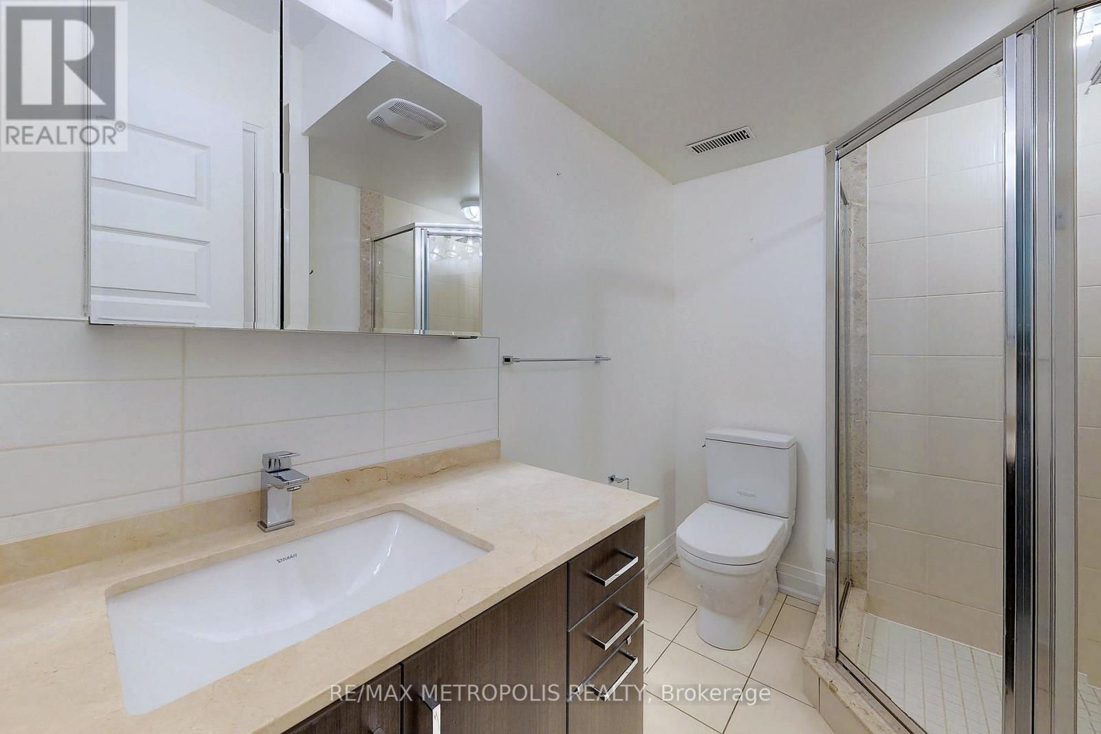 1 - 8171 Kipling Avenue, Vaughan, Ontario  L4L 0G4 - Photo 27 - N12461762