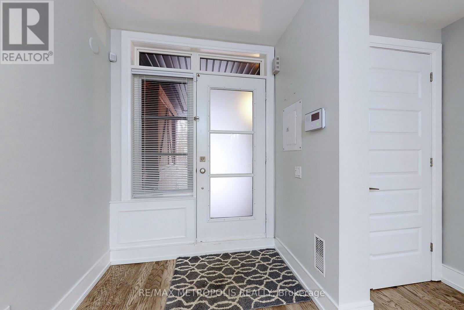 1 - 8171 Kipling Avenue, Vaughan, Ontario  L4L 0G4 - Photo 31 - N12461762