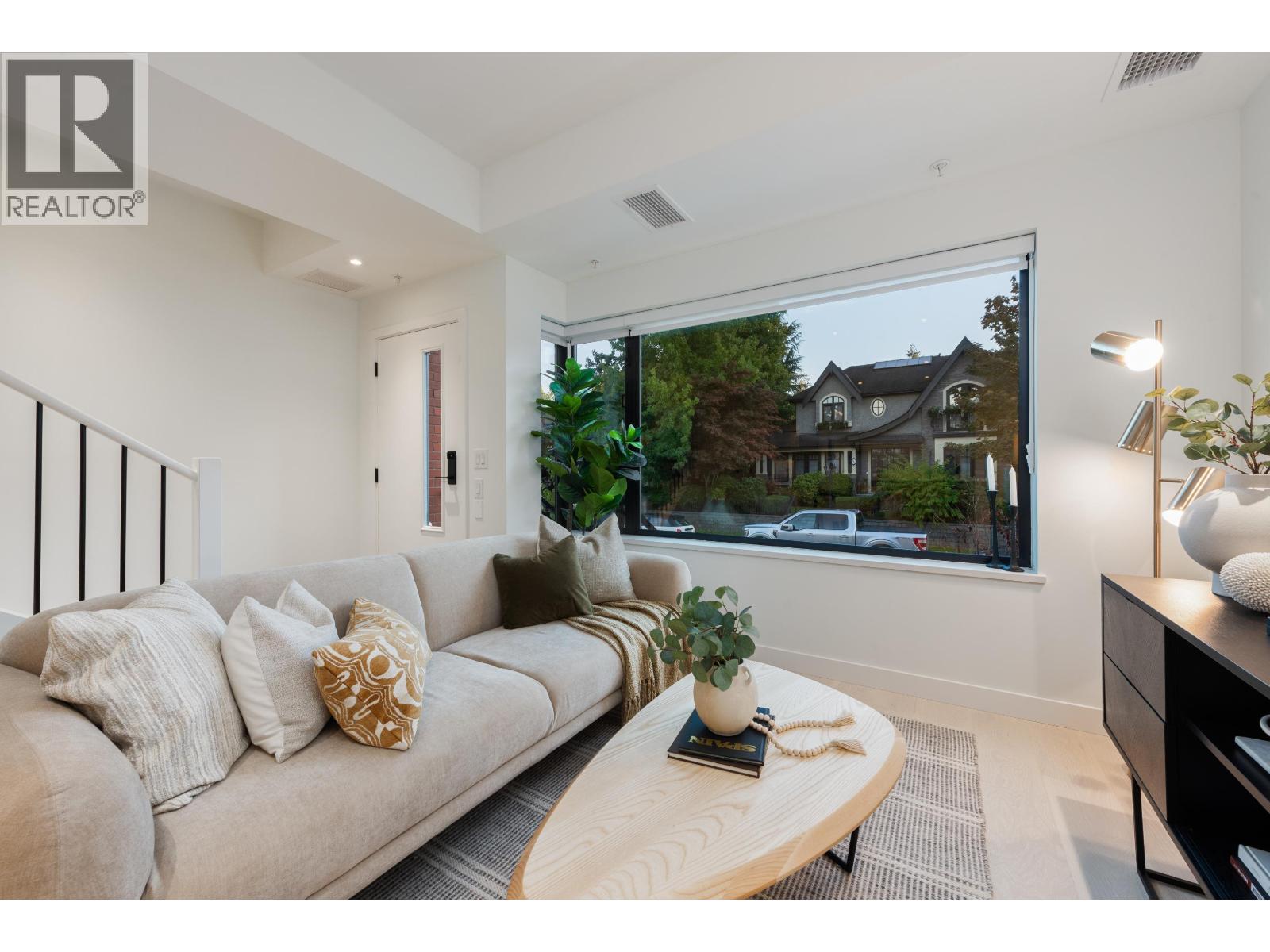 264 479 W 28th Avenue, Vancouver, British Columbia  V5Y 0P2 - Photo 7 - R3058133