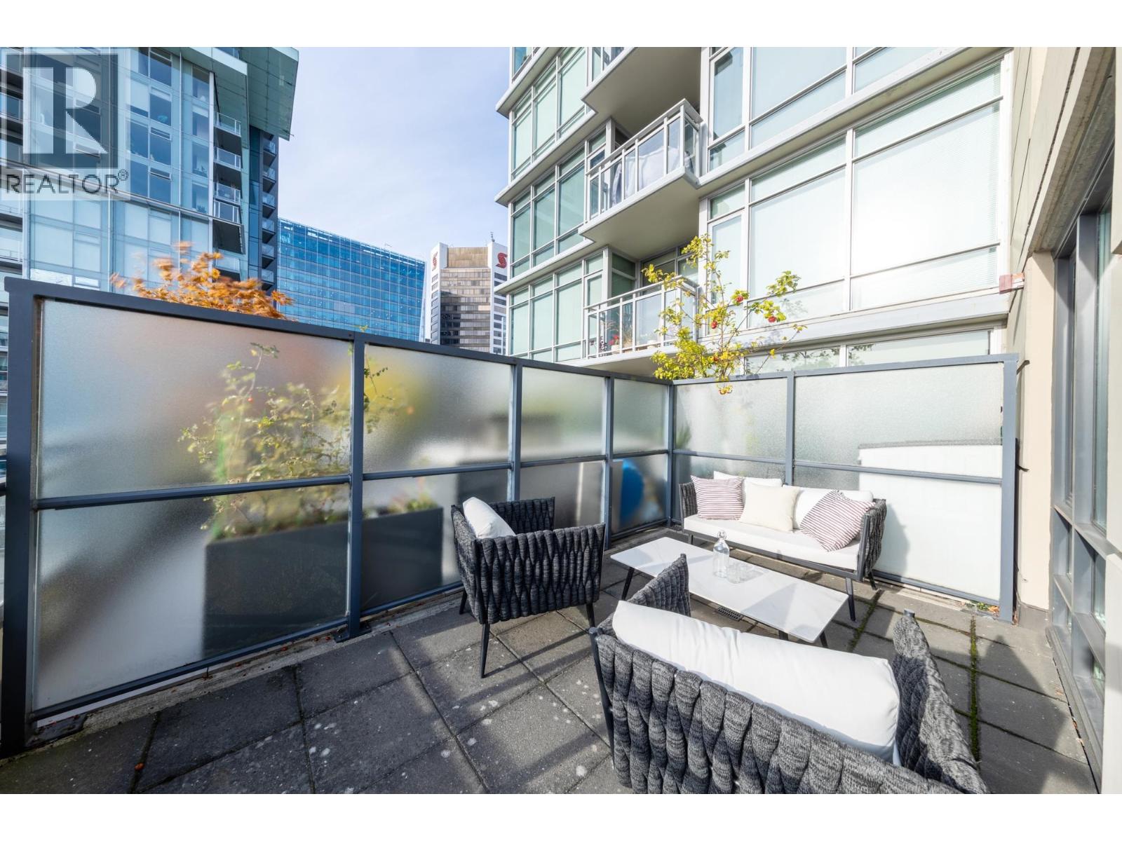 2601 788 Richards Street, Vancouver, British Columbia  V6B 0C7 - Photo 1 - R3058285