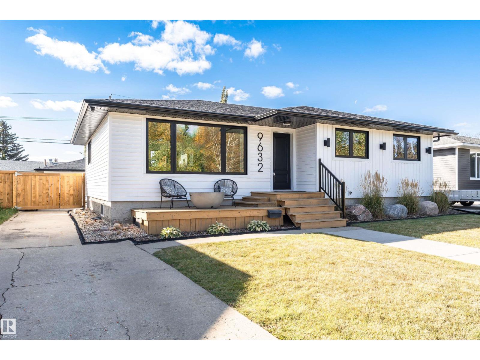 9632 68a St Nw, Edmonton, Alberta  T6B 1V2 - Photo 2 - E4462057