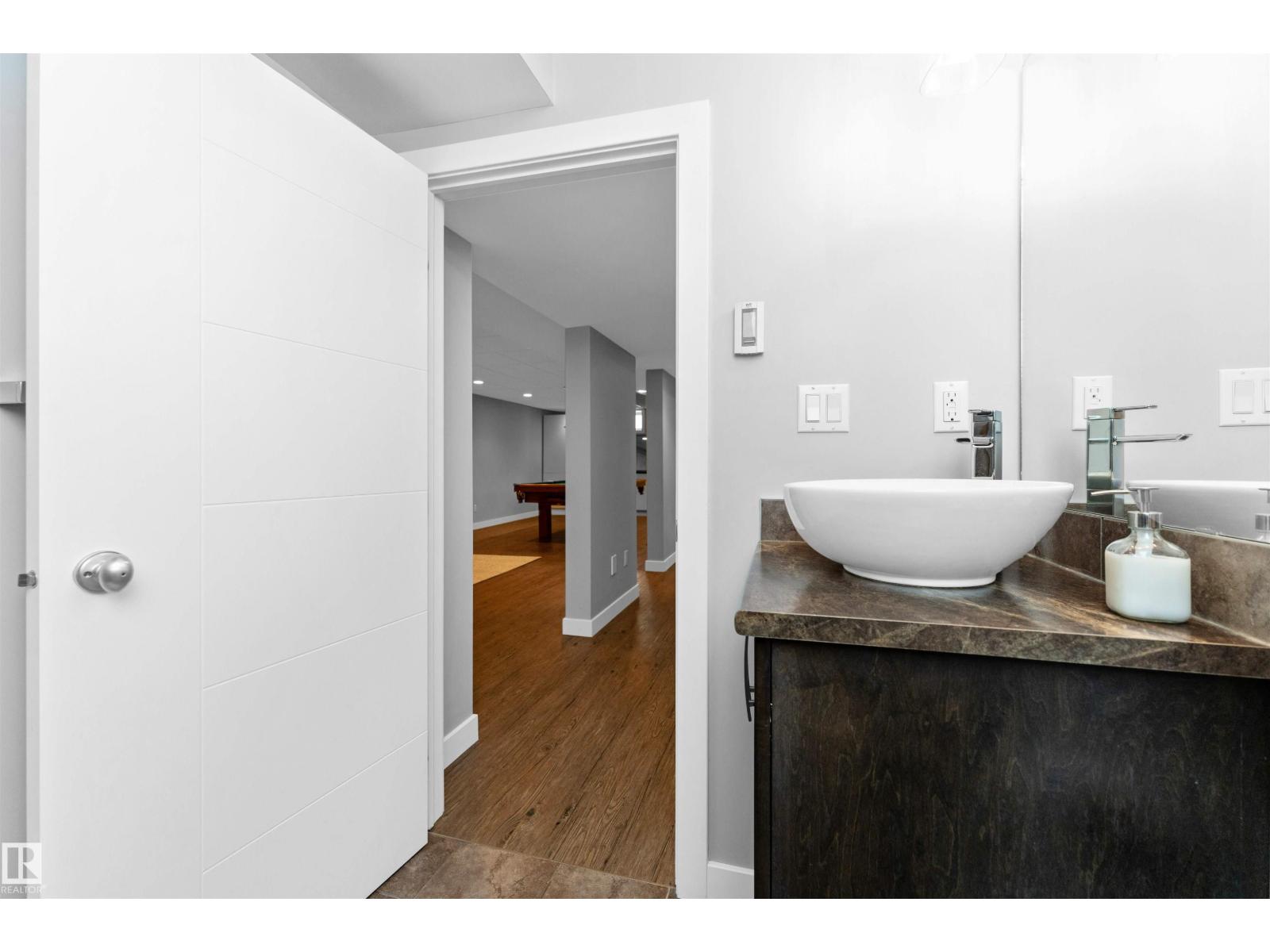 9632 68a St Nw, Edmonton, Alberta  T6B 1V2 - Photo 44 - E4462057