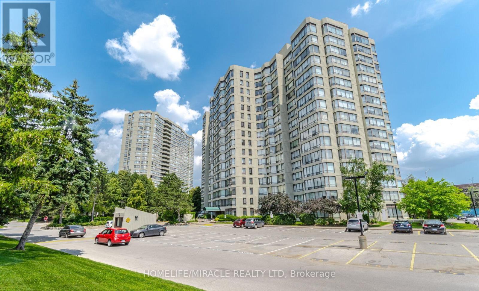 401 - 26 HANOVER ROAD, Brampton, Ontario