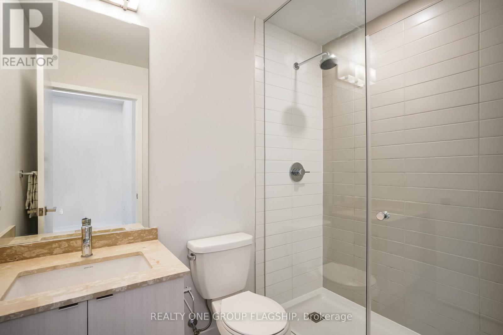 725 - 4055 Parkside Village Drive, Mississauga, Ontario  L5B 0K8 - Photo 12 - W12461740