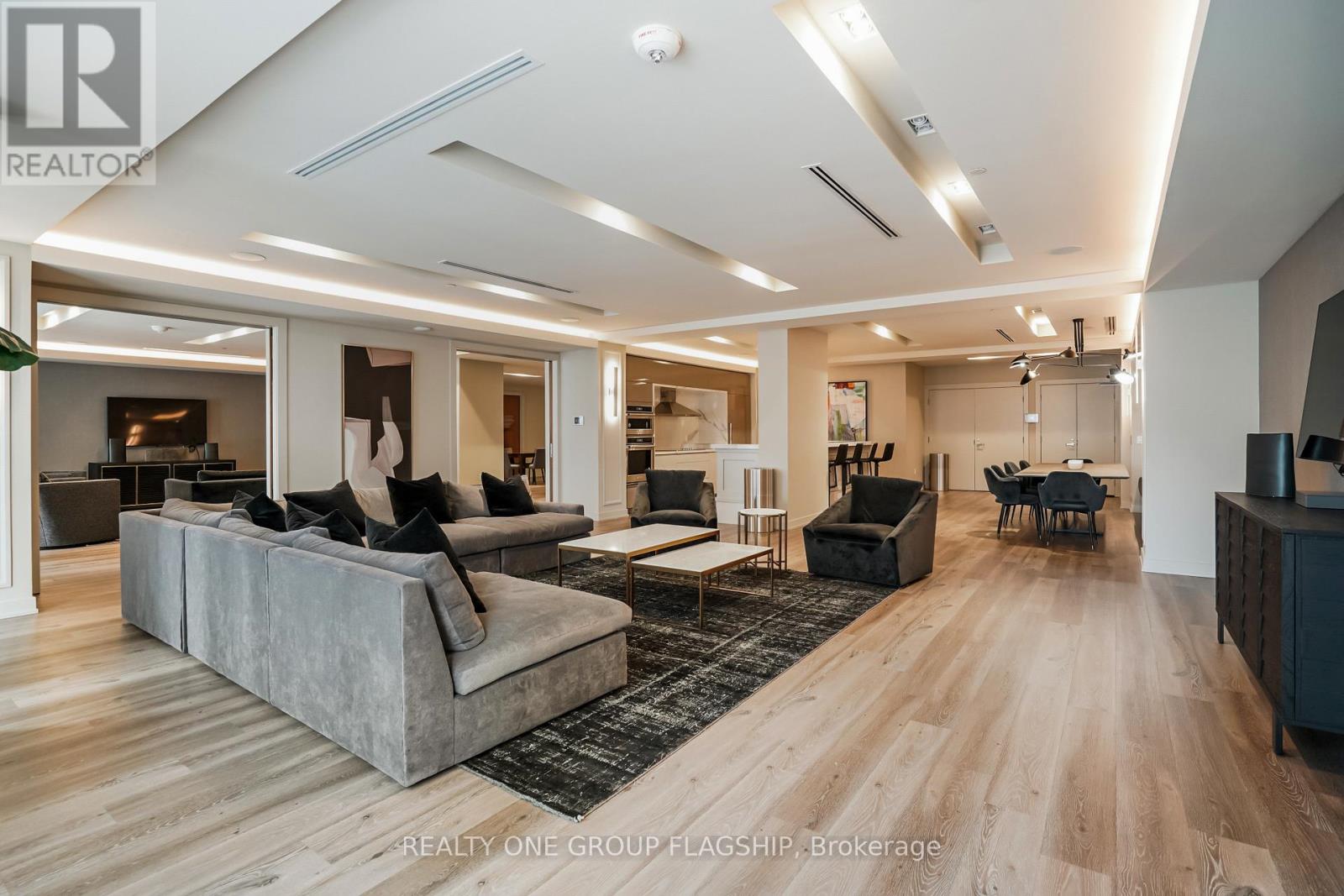 725 - 4055 Parkside Village Drive, Mississauga, Ontario  L5B 0K8 - Photo 22 - W12461740