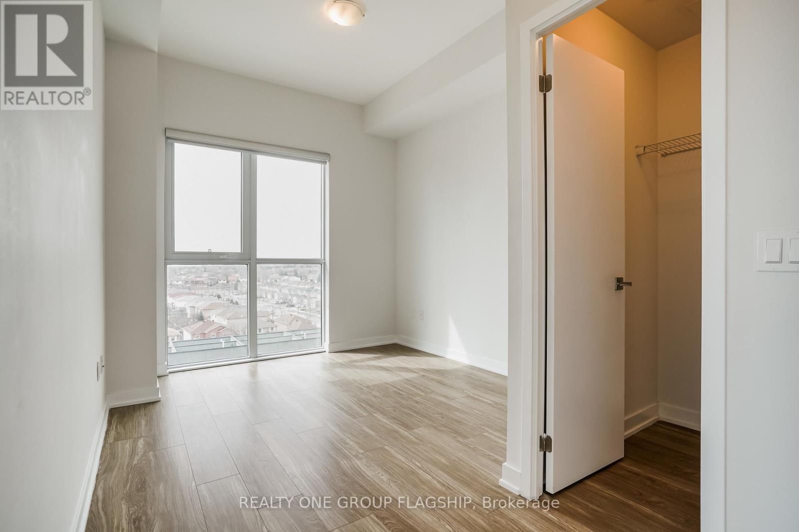 725 - 4055 Parkside Village Drive, Mississauga, Ontario  L5B 0K8 - Photo 8 - W12461740