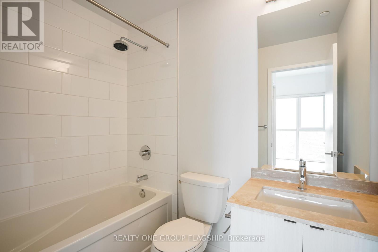 725 - 4055 Parkside Village Drive, Mississauga, Ontario  L5B 0K8 - Photo 9 - W12461740