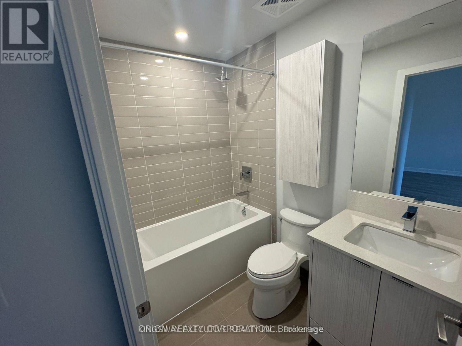 409 - Parkside Village 4130 Drive, Mississauga, Ontario  L5B 3M8 - Photo 10 - W12461744