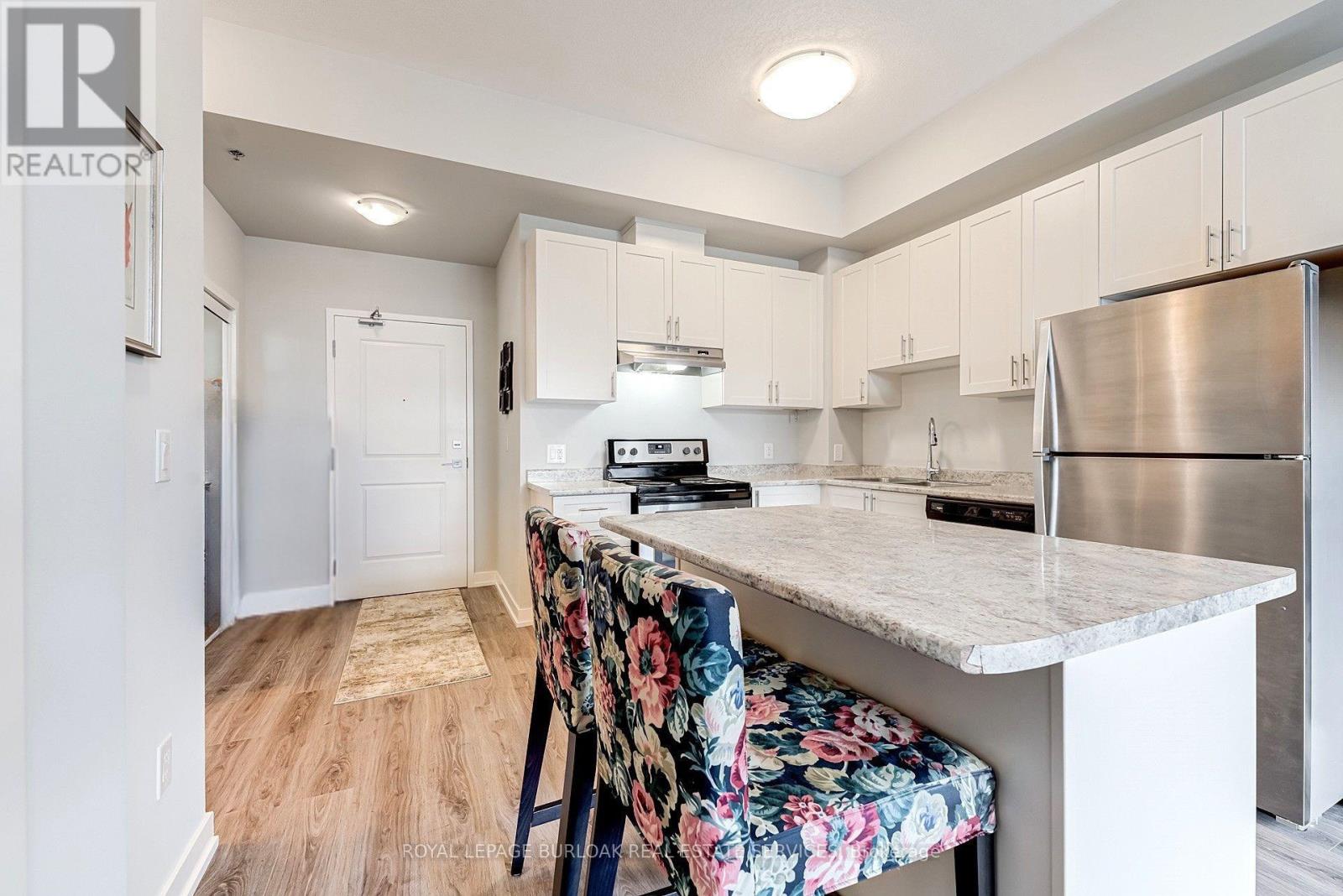 821 - 2490 Old Bronte Road, Oakville, Ontario  L6M 0Y5 - Photo 5 - W12461749