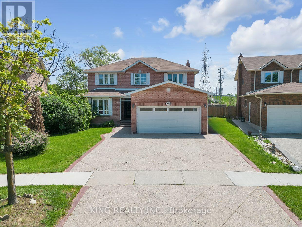 2606 Ambercroft Trail, Mississauga, Ontario  L5M 4K3 - Photo 2 - W12461758