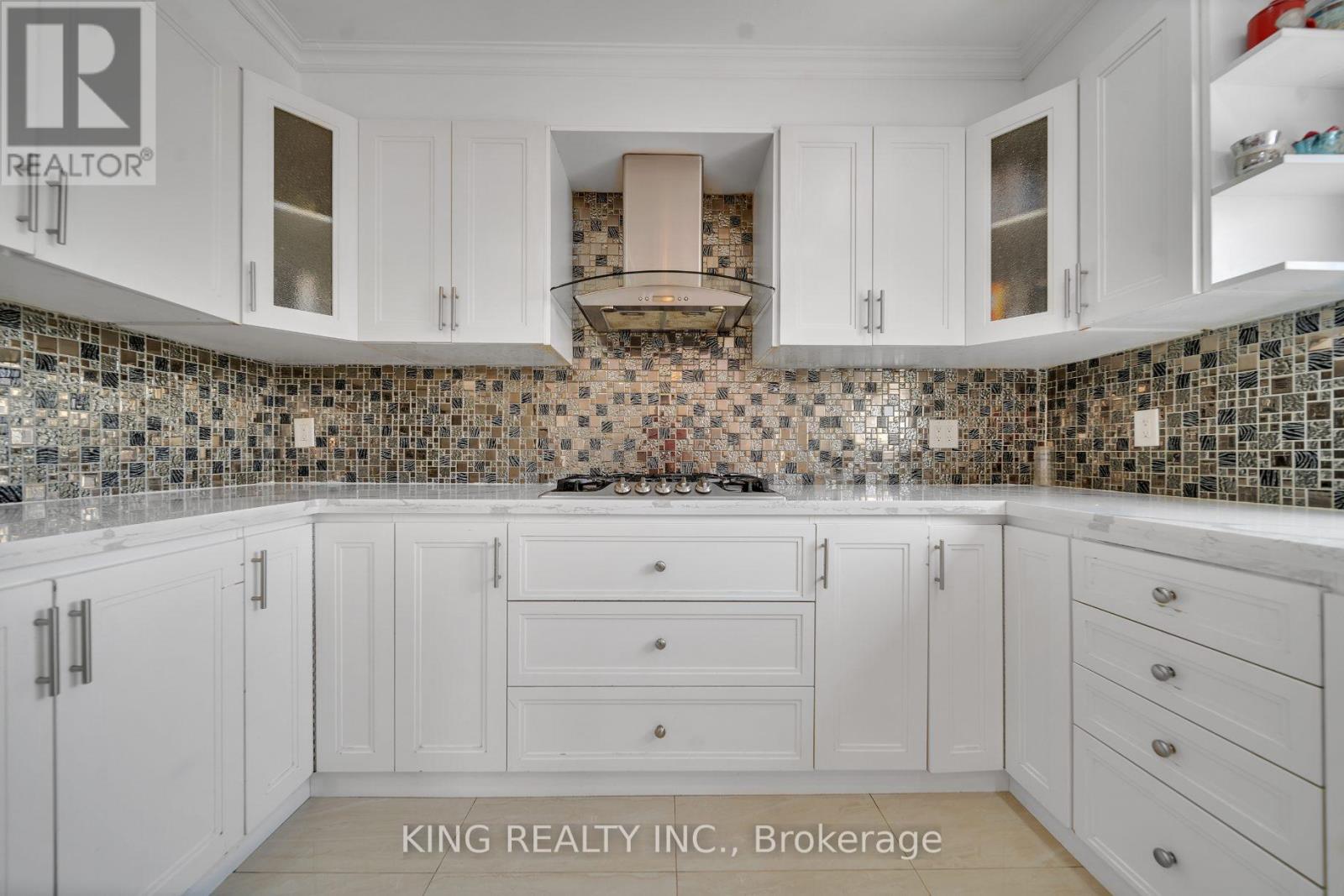 2606 Ambercroft Trail, Mississauga, Ontario  L5M 4K3 - Photo 22 - W12461758