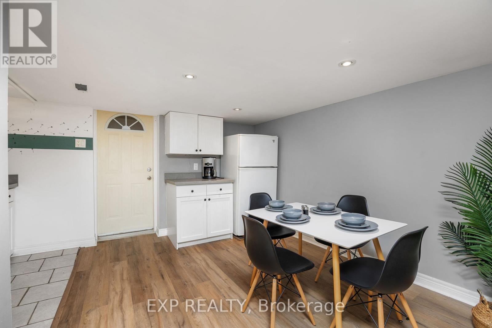 45 Caledonia Road, Toronto, Ontario  M6E 4S3 - Photo 19 - W12461765
