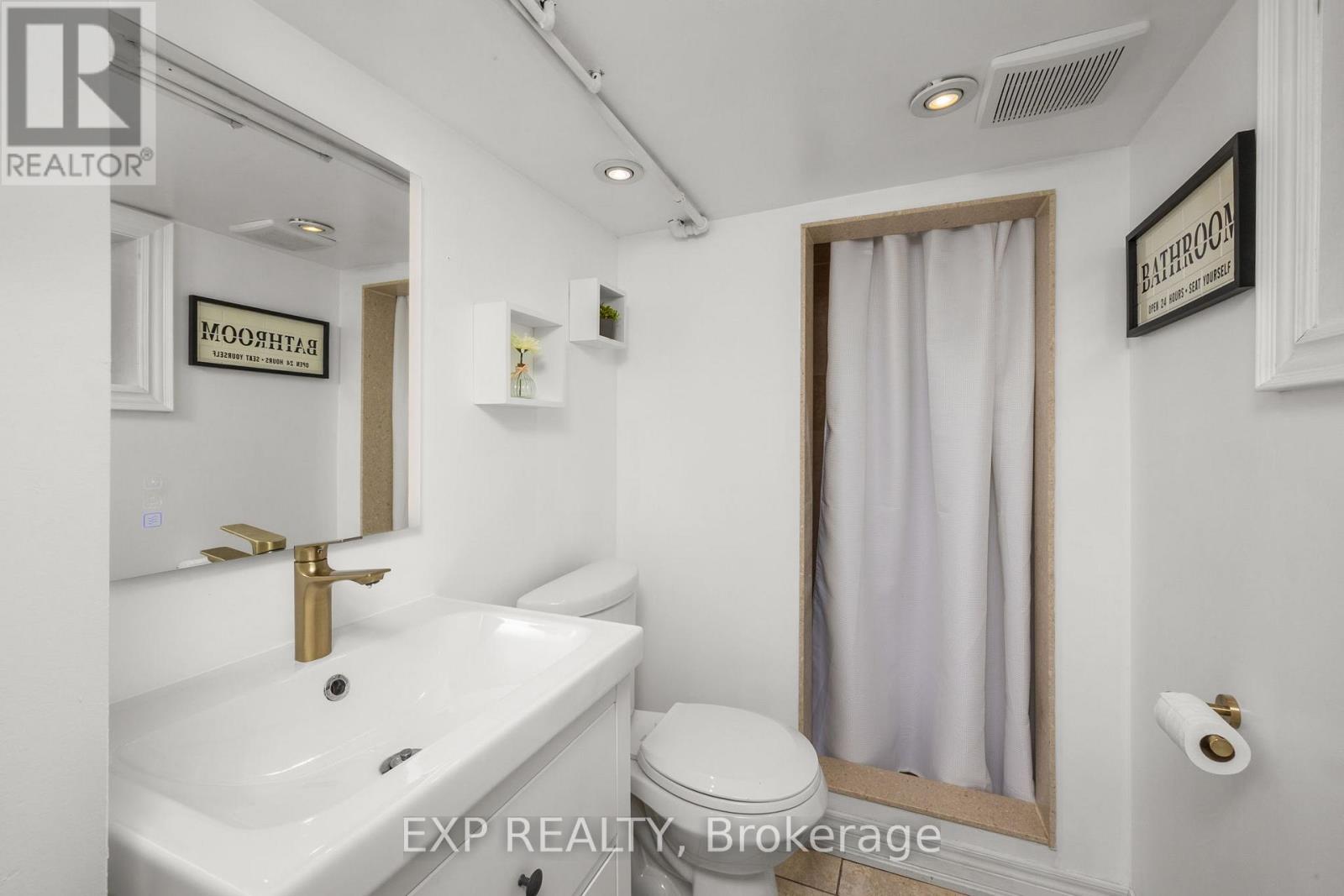 45 Caledonia Road, Toronto, Ontario  M6E 4S3 - Photo 21 - W12461765
