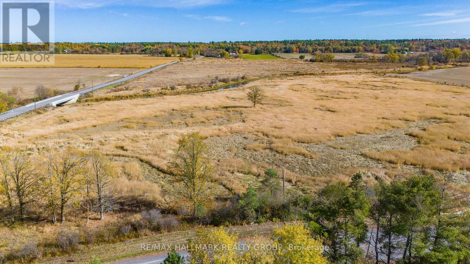 2750 Diamondview Road, Ottawa, Ontario  K0A 1L0 - Photo 8 - X12461785