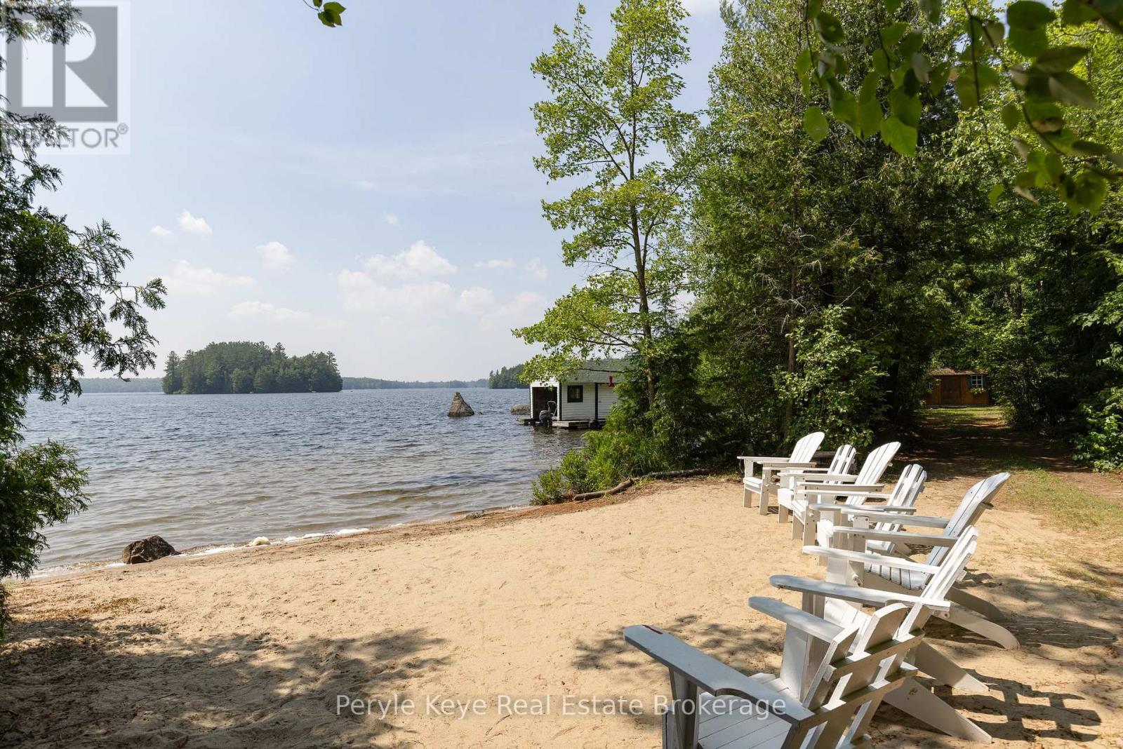 1187 Rignalls Road E, Bracebridge, Ontario  P1L 1X1 - Photo 3 - X12399059