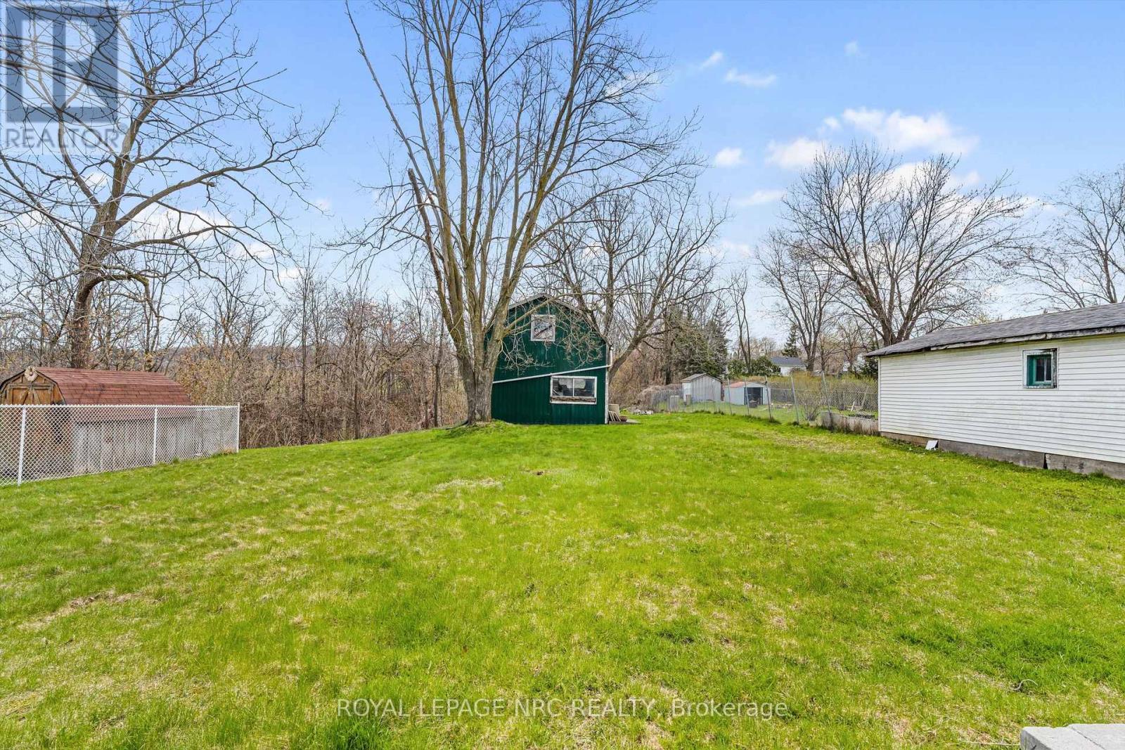 3384 Johnson Street, Lincoln, Ontario  L0R 2C0 - Photo 6 - X12461787