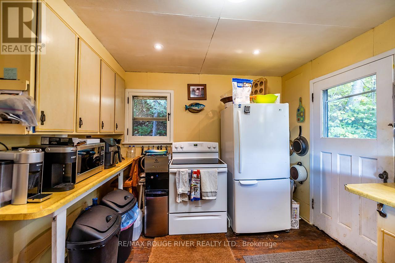 5031 Muskoka Road 117 Highway, Lake Of Bays, Ontario  P0A 1E0 - Photo 18 - X12461722