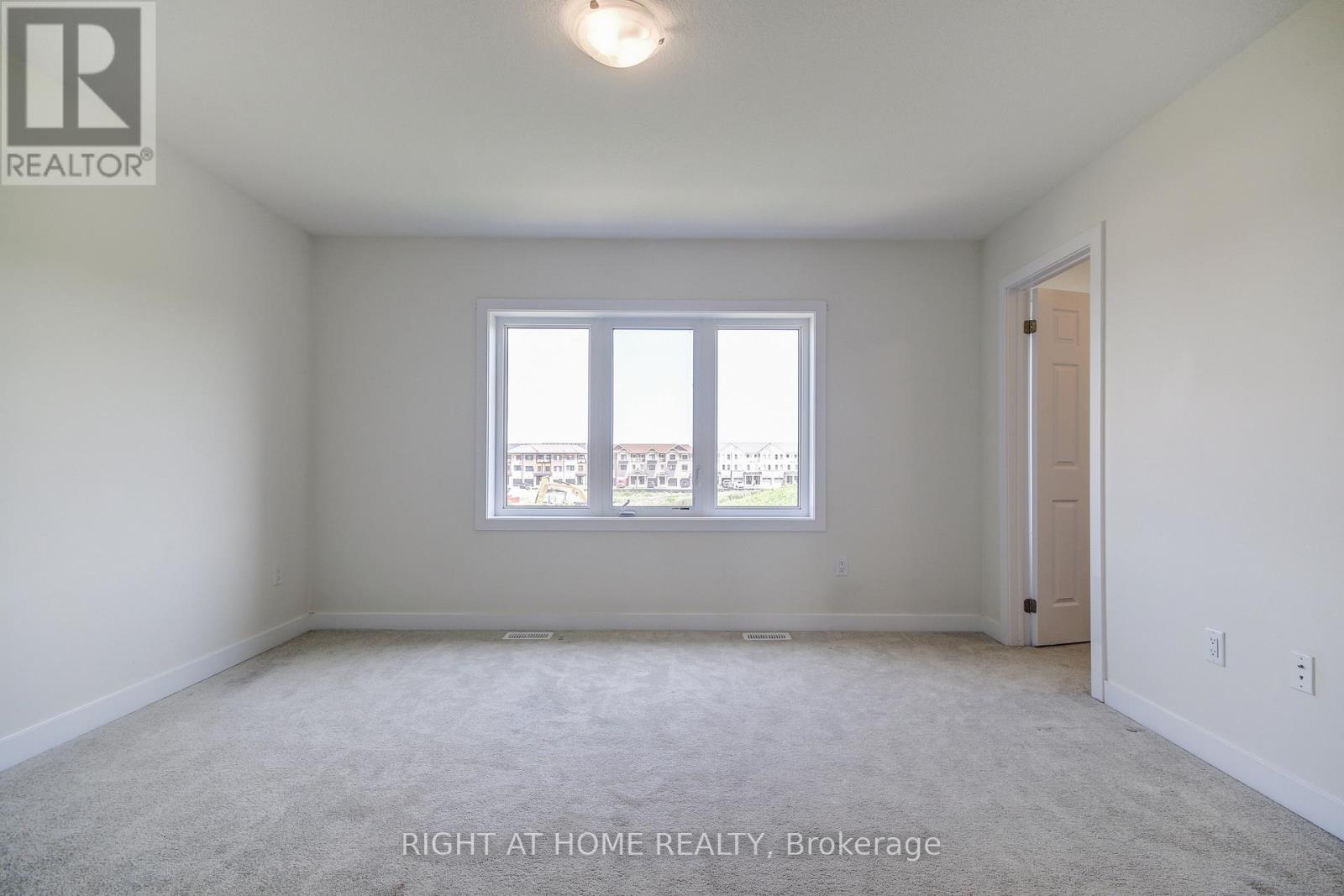 204 Wilmot Road, Brantford, Ontario  N3T 5L5 - Photo 32 - X12461760