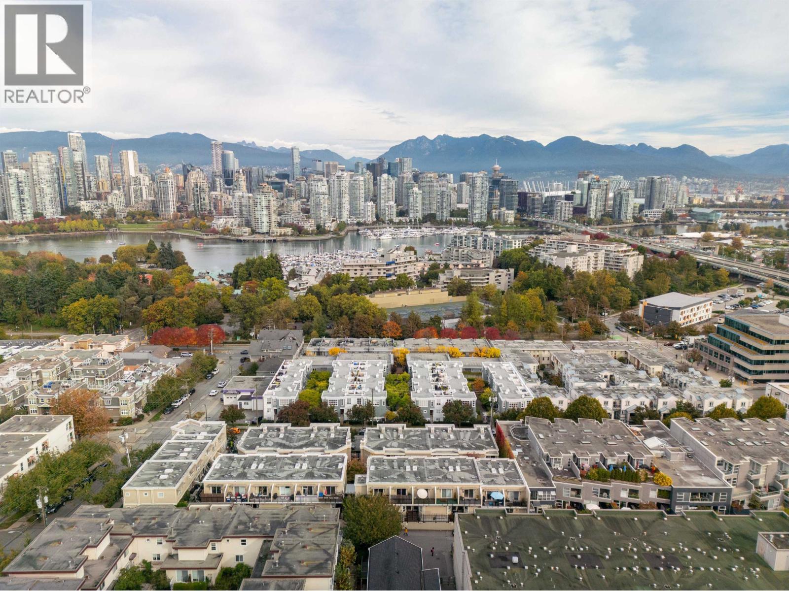 317 678 W 7TH AVENUE, Vancouver, British Columbia